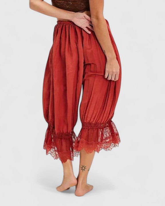 Silje | პაჩვორკის შარვლები