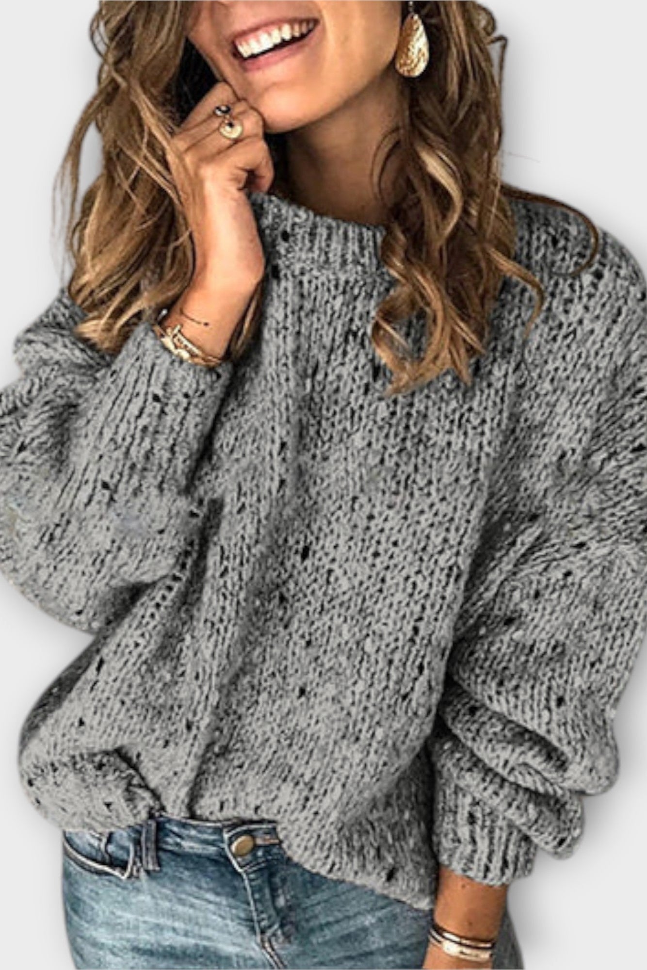 The name "Eileen" in Georgian can be written as "აილინ".