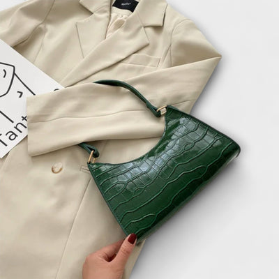 Monika.  ™ ｜Lesklá kožená taška