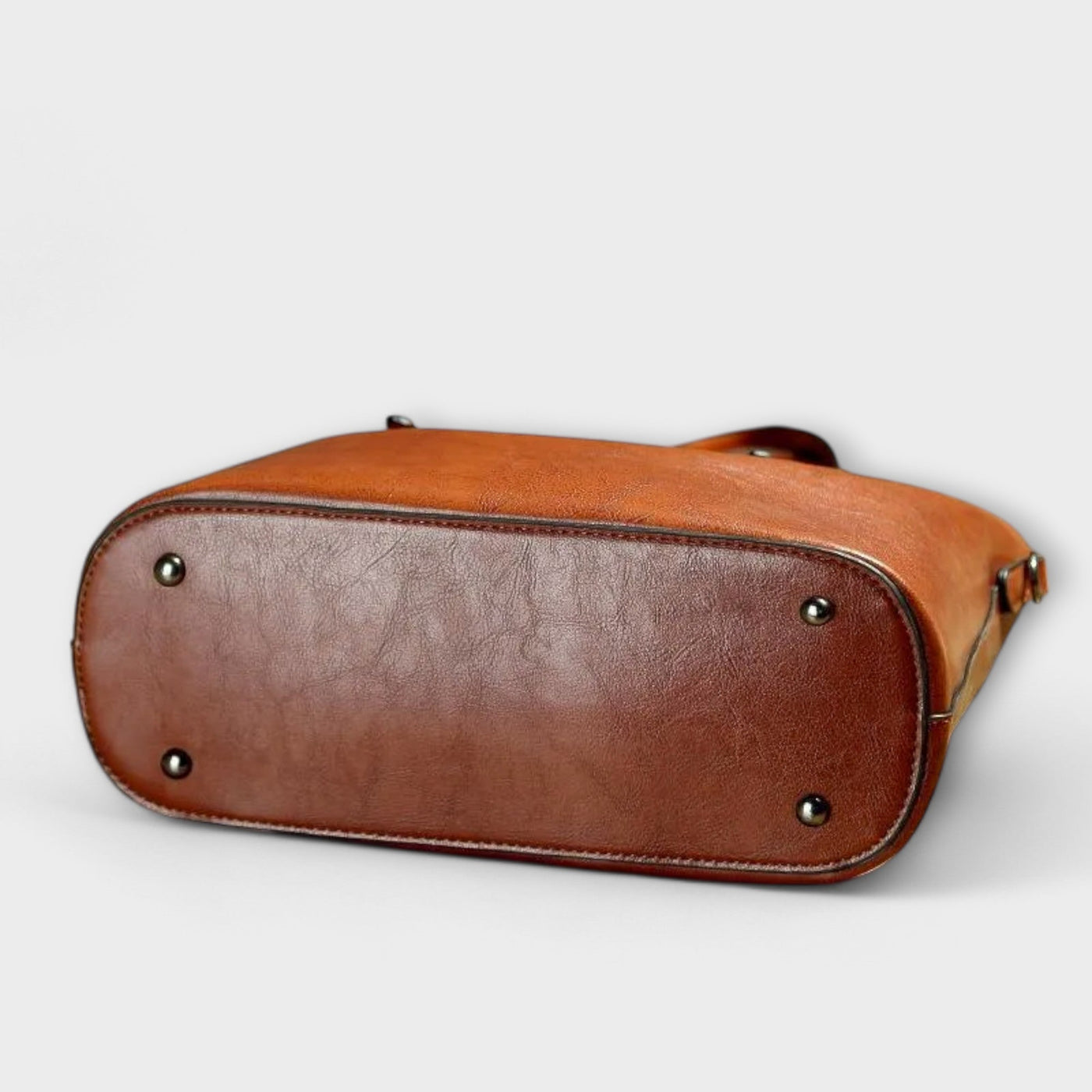 Monika. ™ ｜Vintage kabelka cez rameno